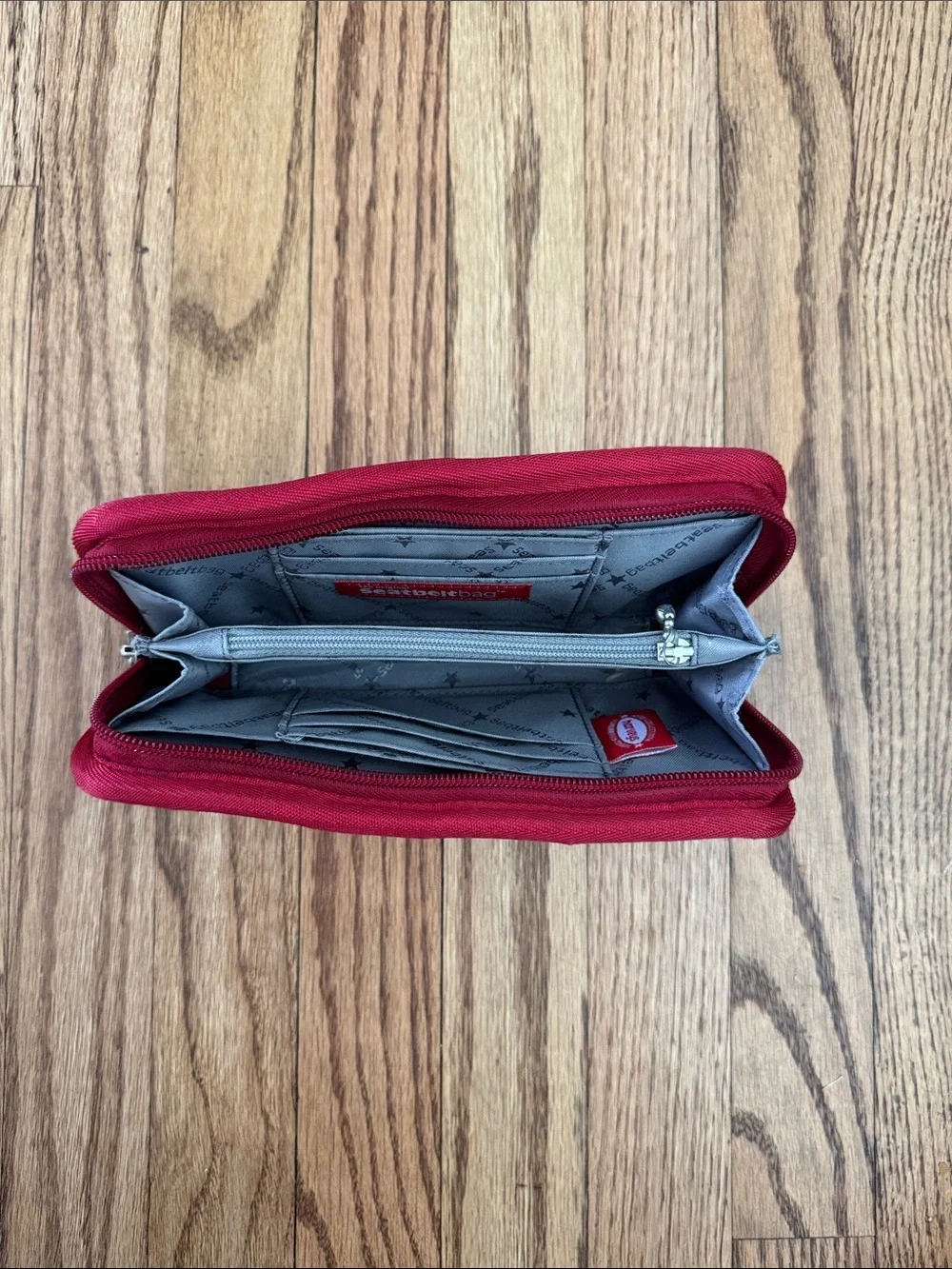 Harvey’s Red Seatbelt Large Wallet
